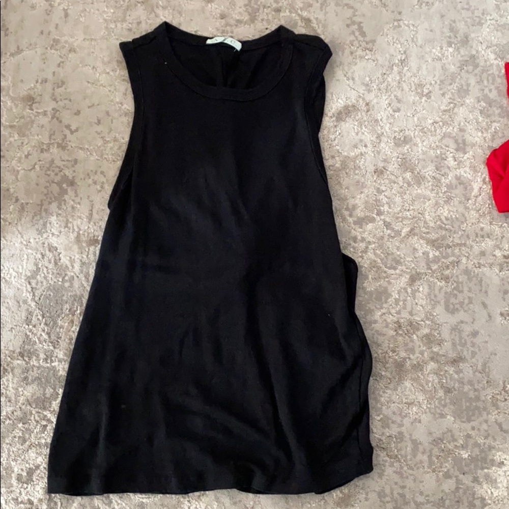A L C black tank